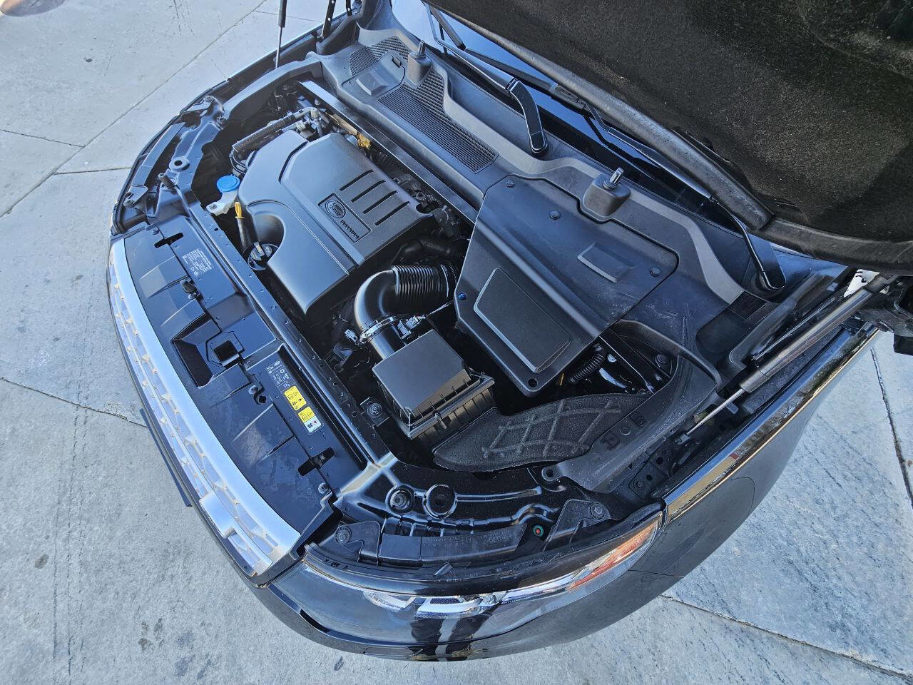 Used 2019 Land Rover Discovery Sport HSE image 35