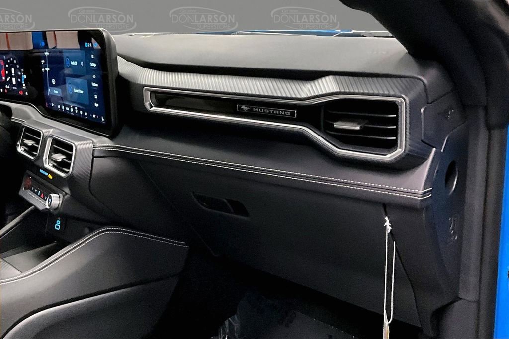 Used 2025 Ford Mustang GT Premium image 30