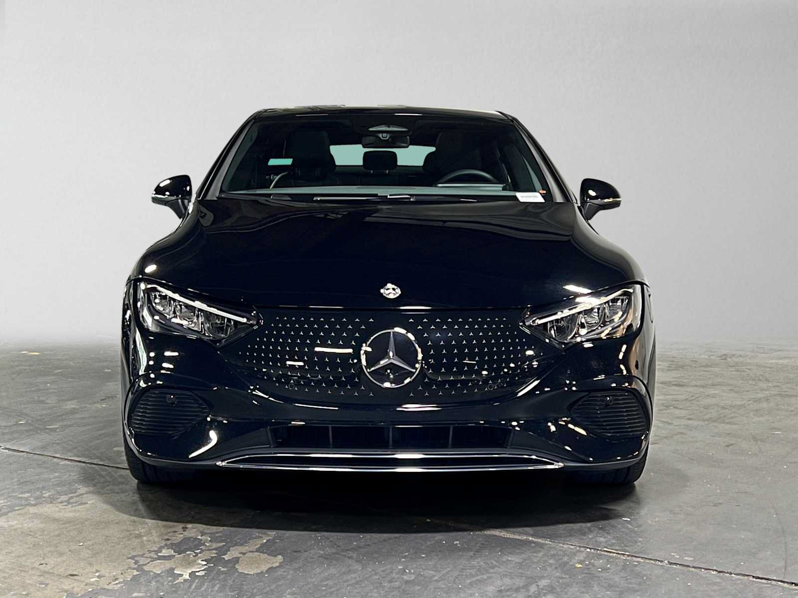Certified 2026 Mercedes-Benz EQE 320 4MATIC Sedan image 8