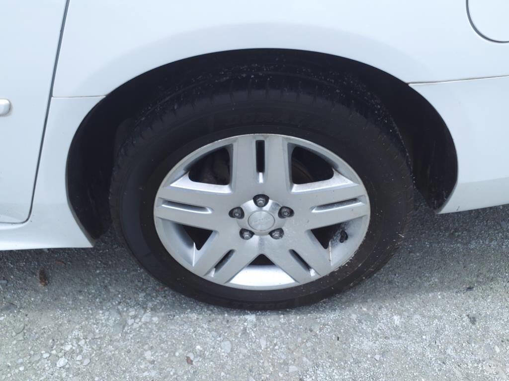 Used 2012 Chevrolet Impala LT w/ LT Sunroof Package FWD image 4
