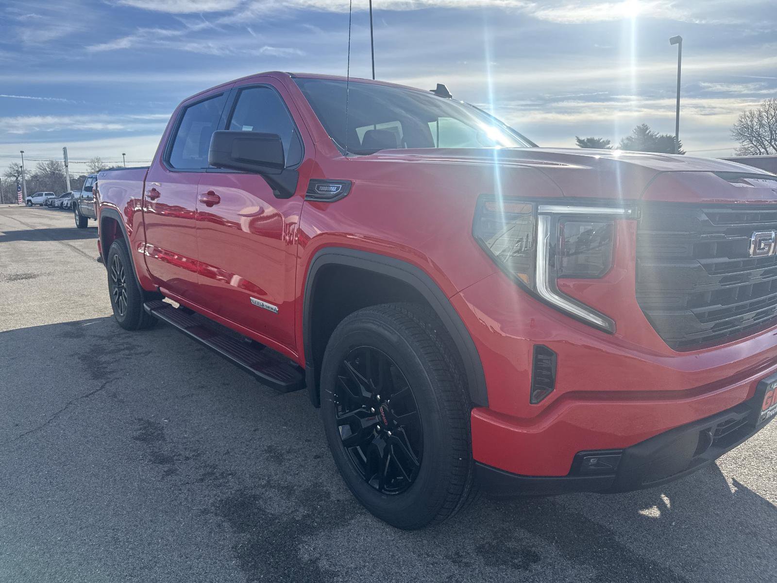 New 2026 GMC Sierra 1500 Elevation image 7