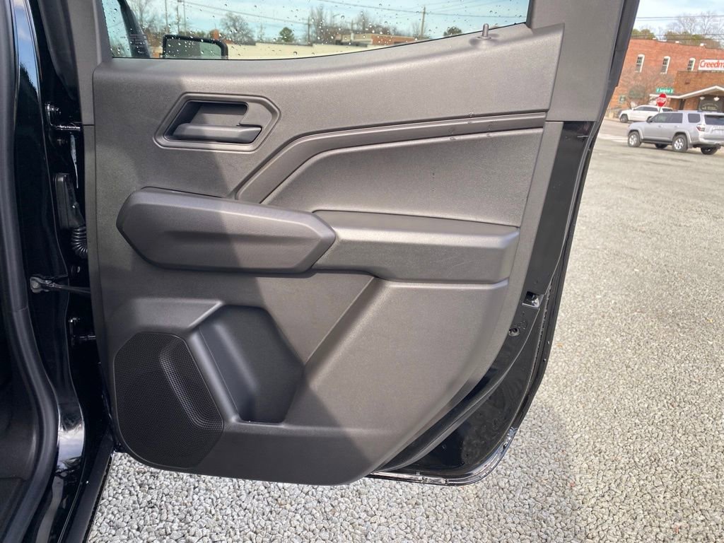 New 2025 Chevrolet Colorado Trail Boss w/ Midnight Edition AWD/4WD image 19