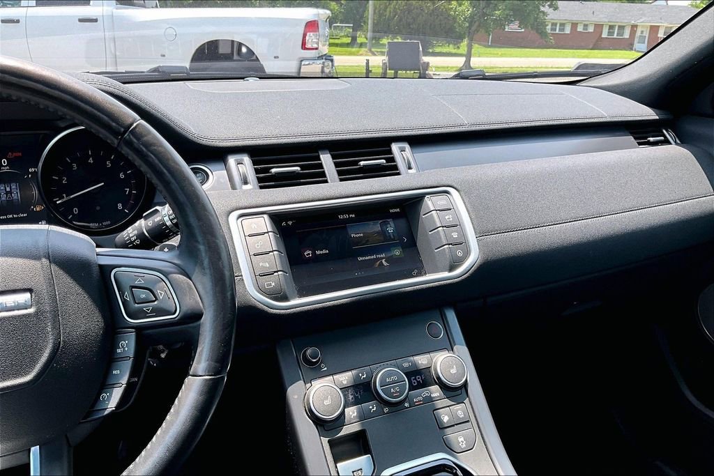 Used 2018 Land Rover Range Rover Evoque SE Premium AWD/4WD image 6