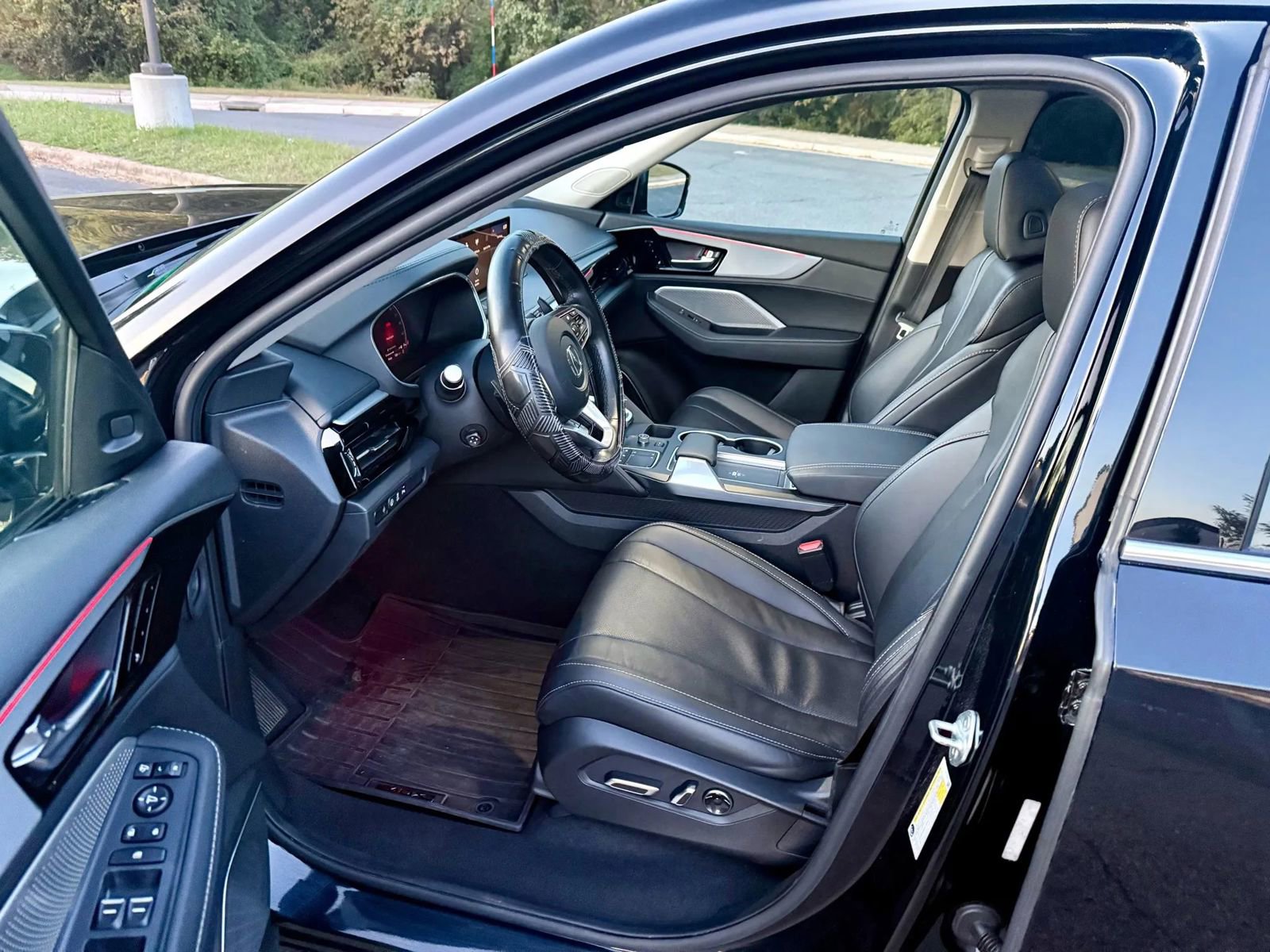 Used 2023 Acura MDX SH-AWD w/ Technology Package image 13