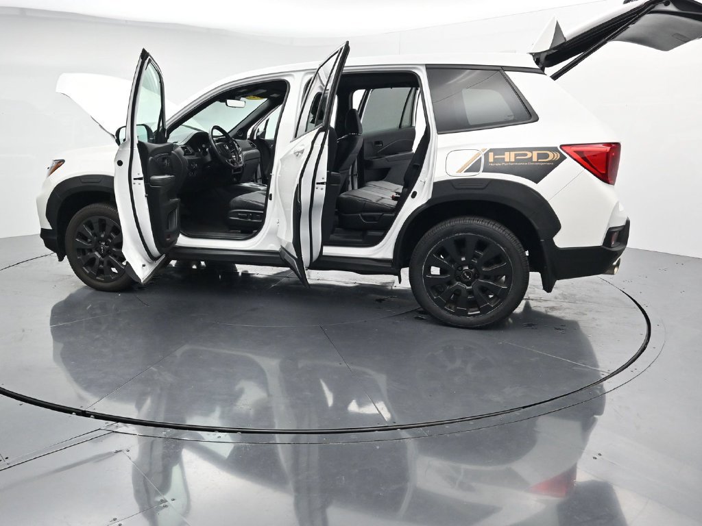 Used 2023 Honda Passport EX-L image 43