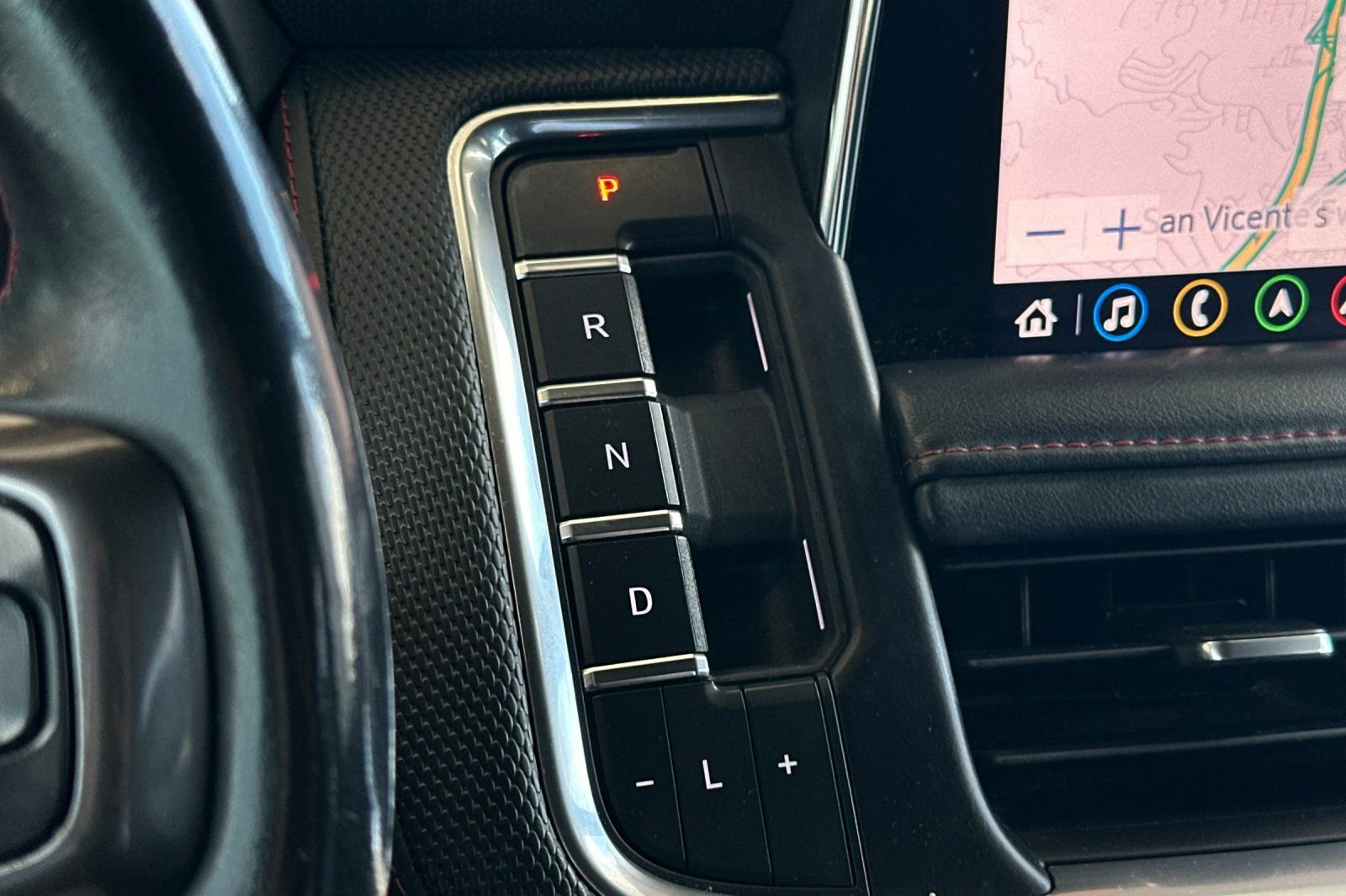 Used 2021 Chevrolet Tahoe RST w/ Luxury Package RWD image 31