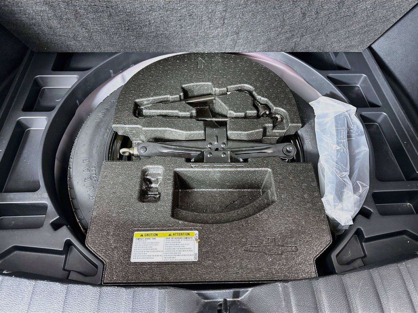 Used 2022 Toyota Corolla Cross LE FWD image 35