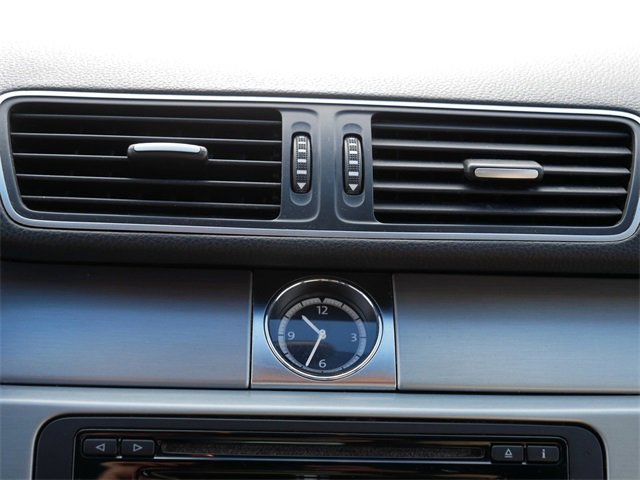 Used 2013 Volkswagen CC Lux image 29