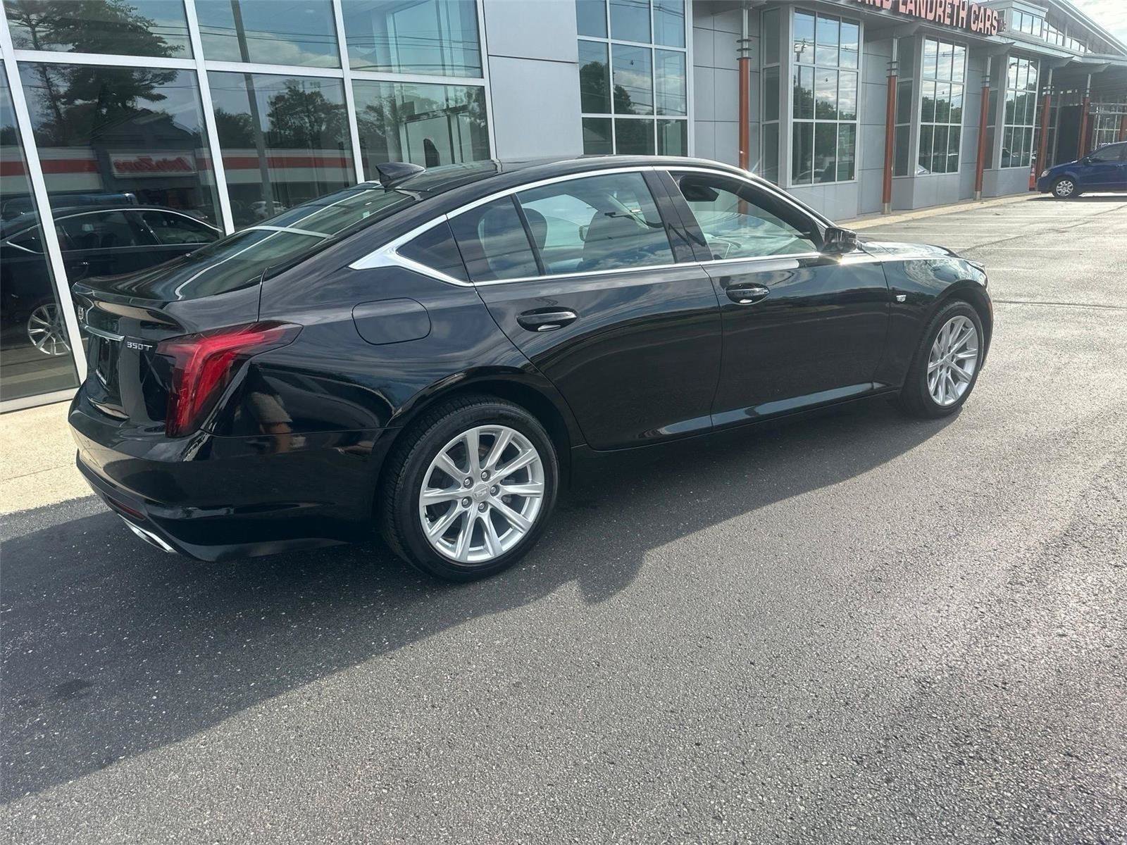 Used 2023 Cadillac CT5 Luxury w/ Sun And Sound Package AWD/4WD image 3