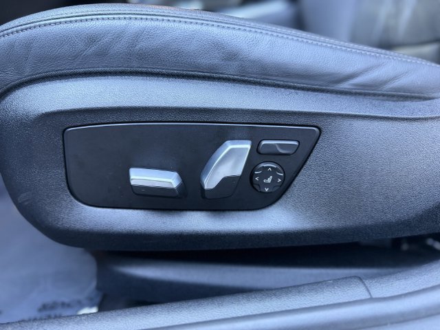Used 2021 BMW 530i xDrive w/ Convenience Package AWD/4WD image 26