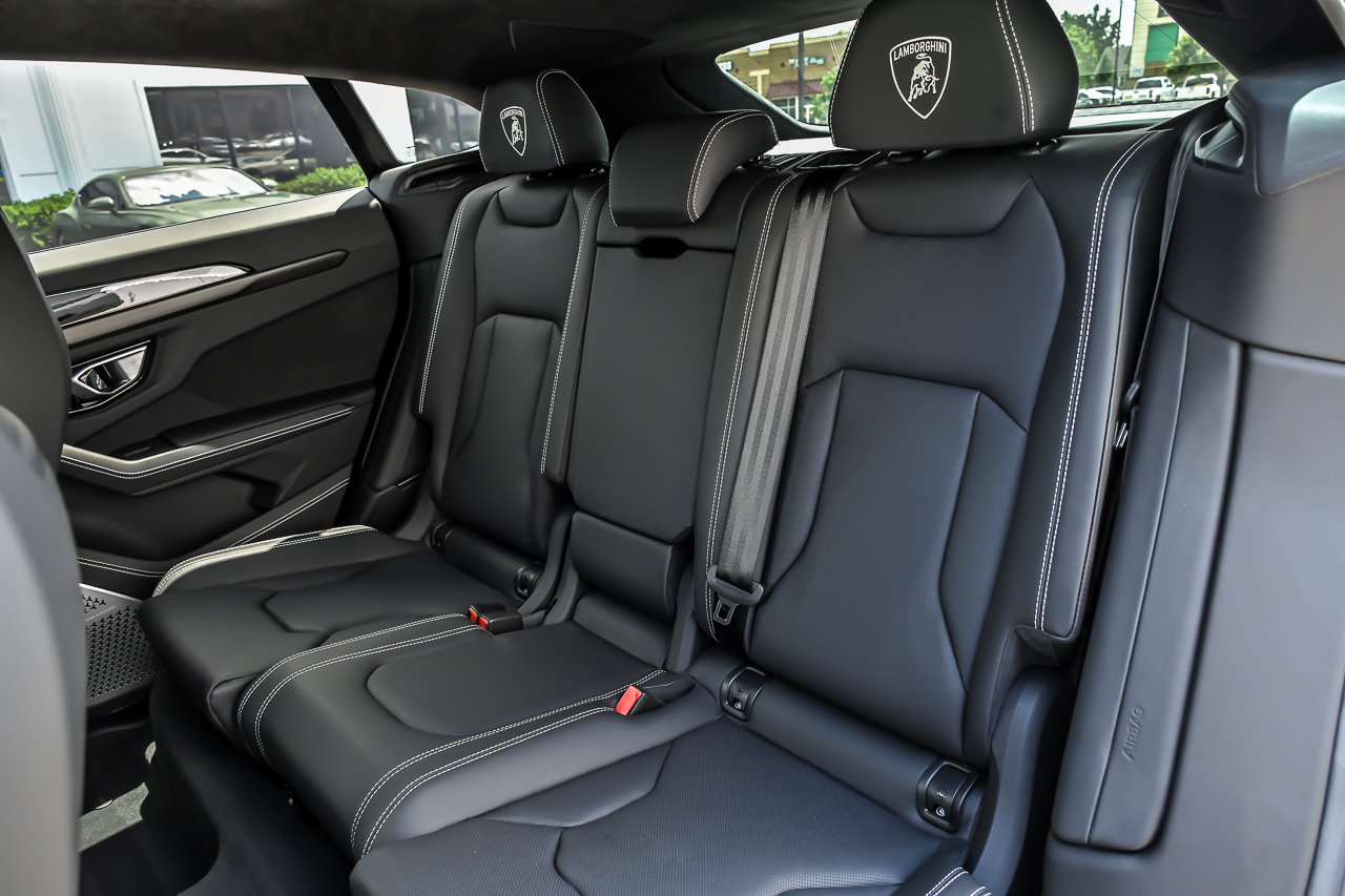 Used 2023 Lamborghini Urus S AWD/4WD image 23