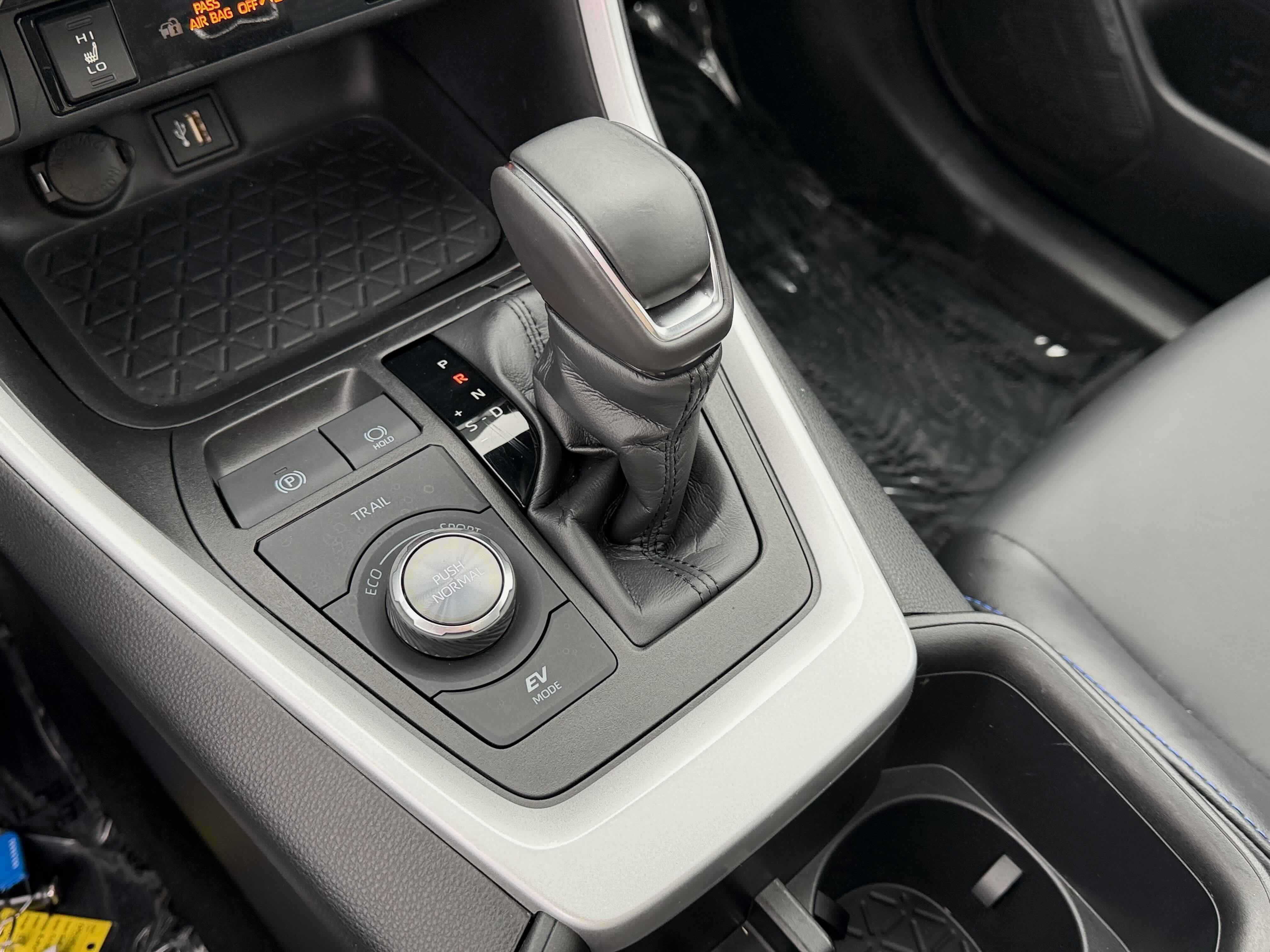 Used 2023 Toyota RAV4 XSE w/ XSE Grade Weather Package image 25