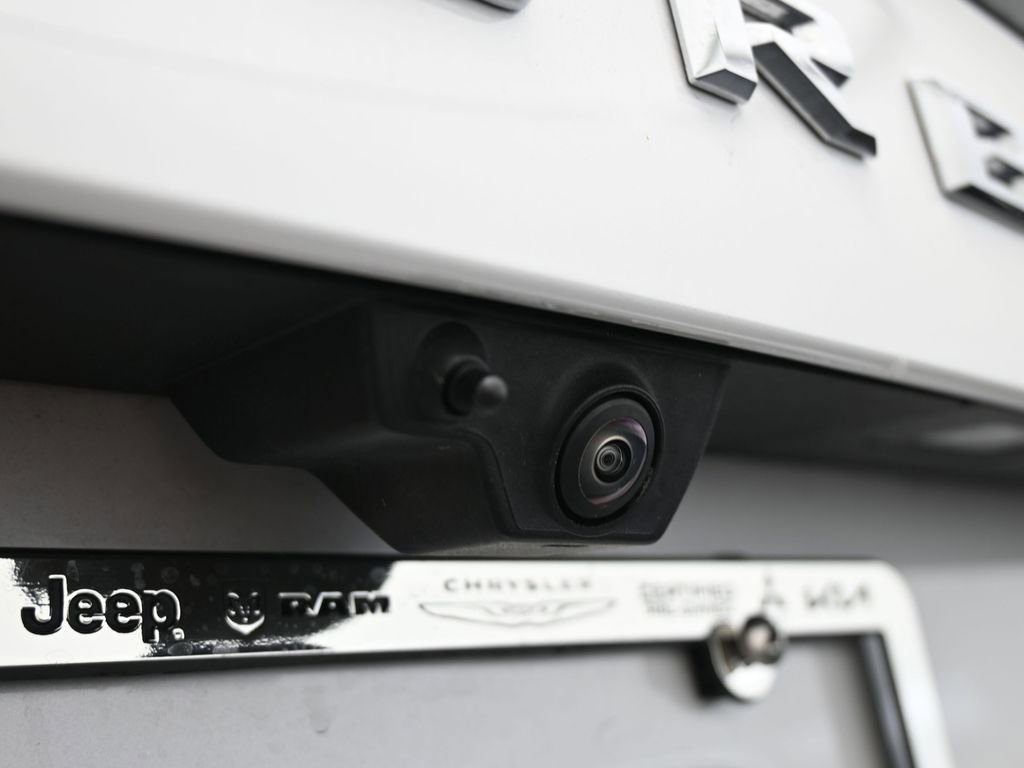 New 2025 Chevrolet Suburban Premier image 44