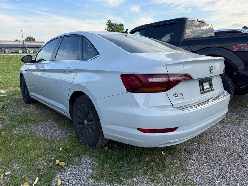 Used 2019 Volkswagen Jetta SEL FWD image 3