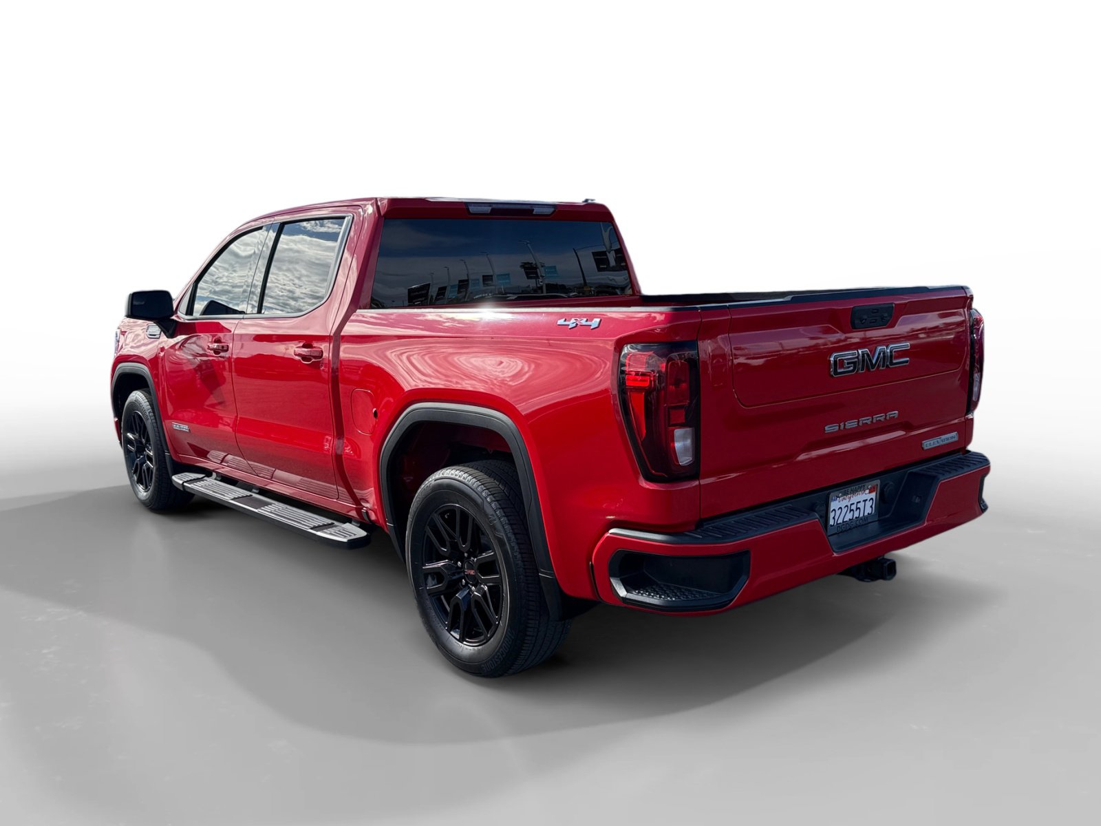 Used 2022 GMC Sierra 1500 Elevation w/ LPO, Elevation Black Package image 3