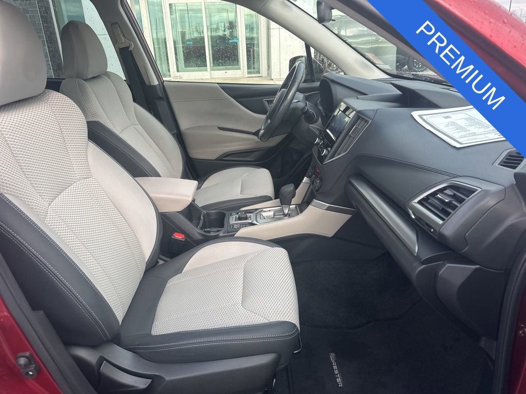 Used 2023 Subaru Forester Premium AWD/4WD image 7