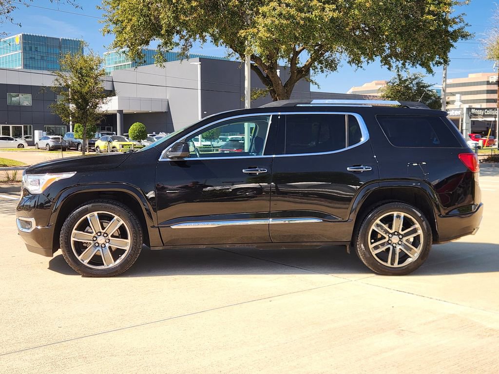 Used 2017 GMC Acadia Denali image 4