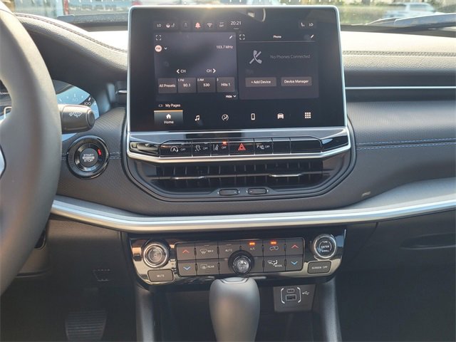 New 2026 Jeep Compass Limited image 8