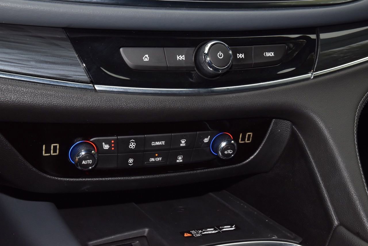 Used 2023 Buick Enclave Essence w/ Experience Buick Package image 30