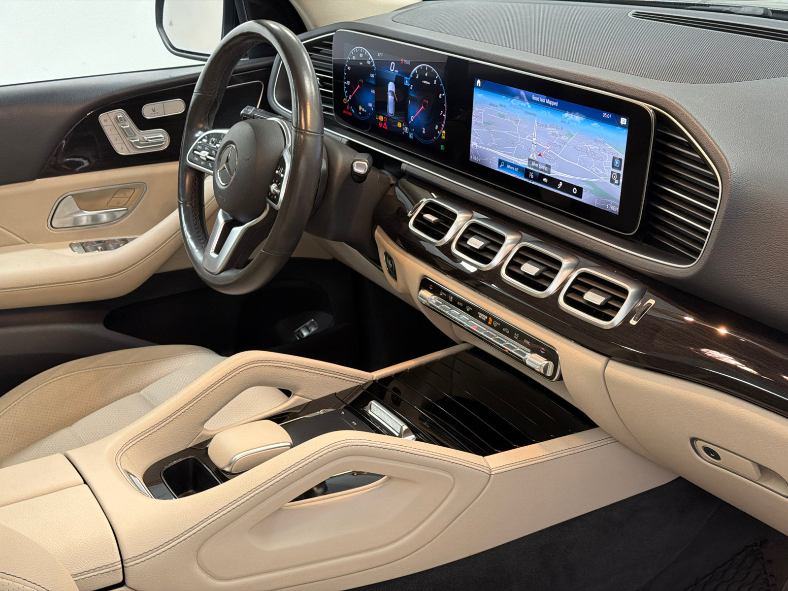 Used 2020 Mercedes-Benz GLE 350 4MATIC image 10