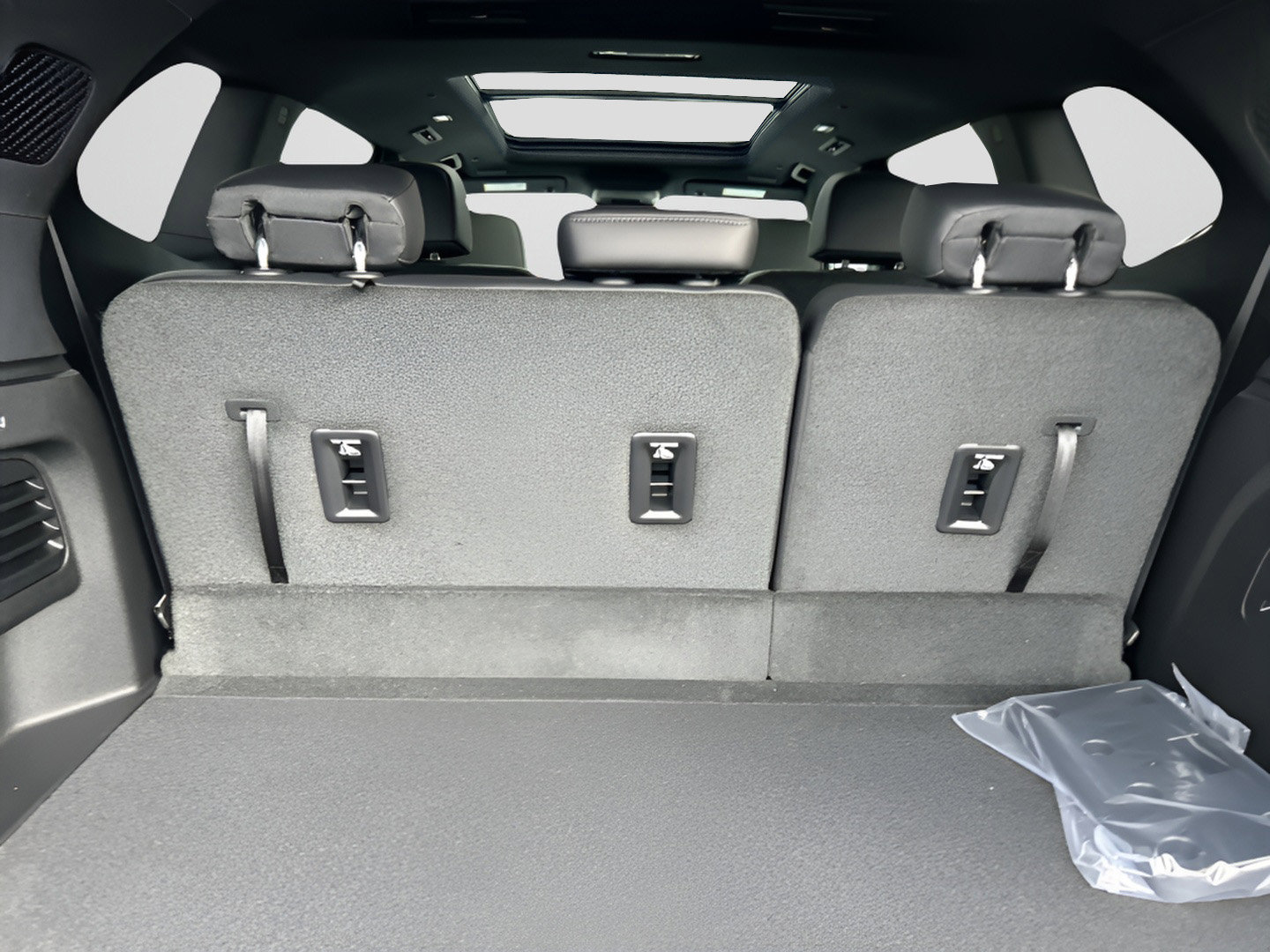 New 2026 GMC Acadia Elevation w/ Elevation Premium Package AWD/4WD image 9