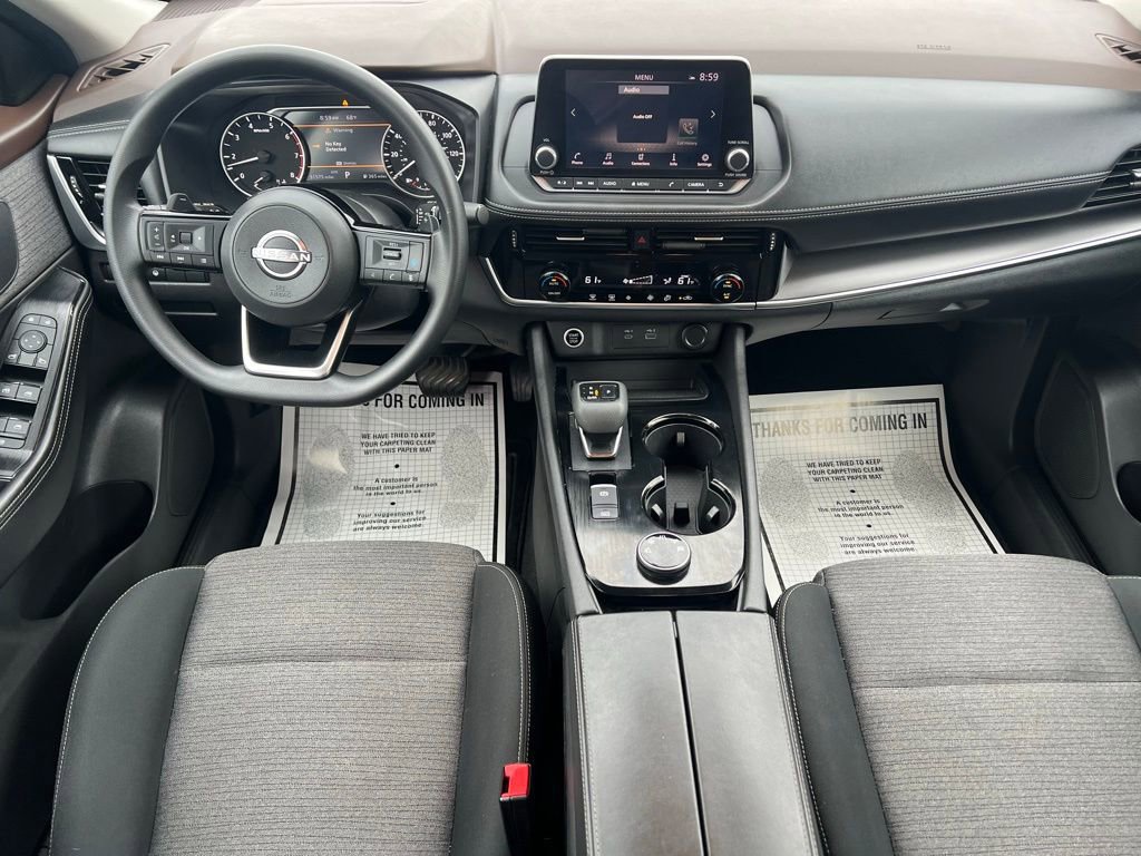 Used 2022 Nissan Rogue SV image 12