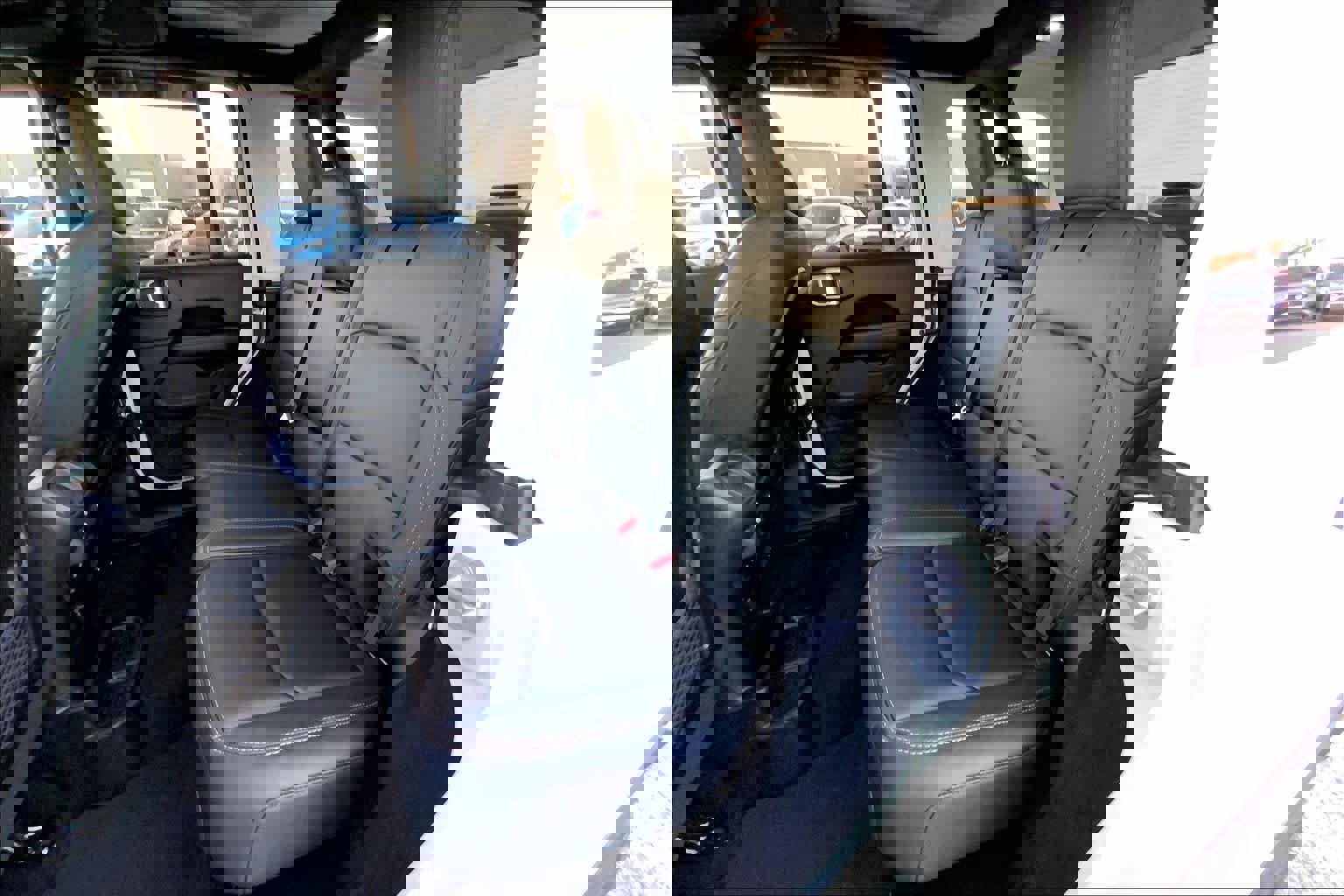 Used 2025 Jeep Wrangler Sahara w/ Safety Group image 20