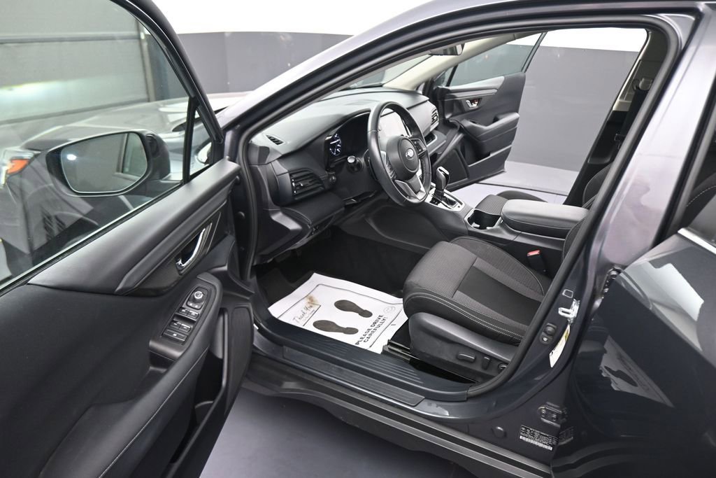 Used 2024 Subaru Outback Premium AWD/4WD image 40