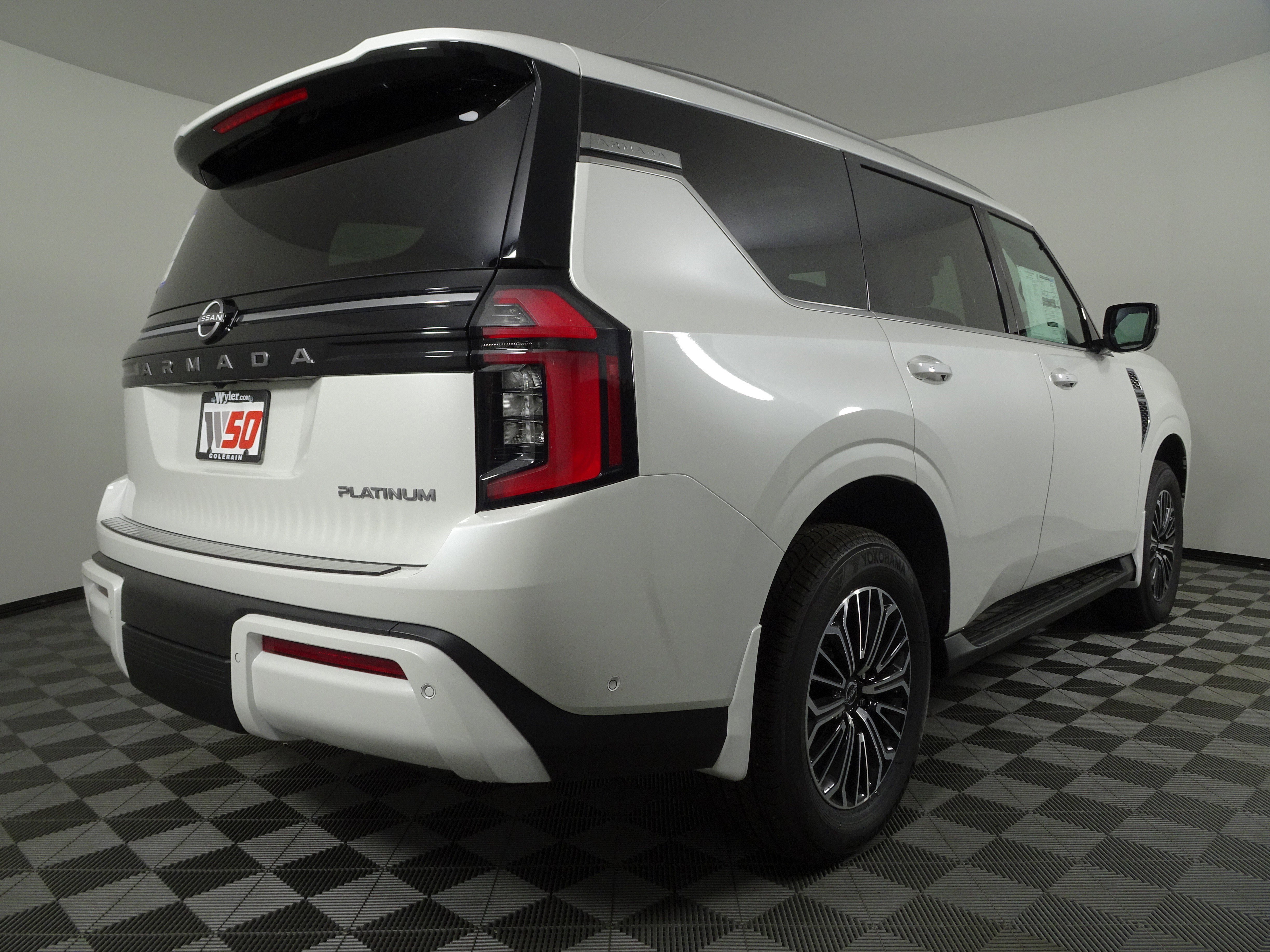 New 2026 Nissan Armada Platinum image 3