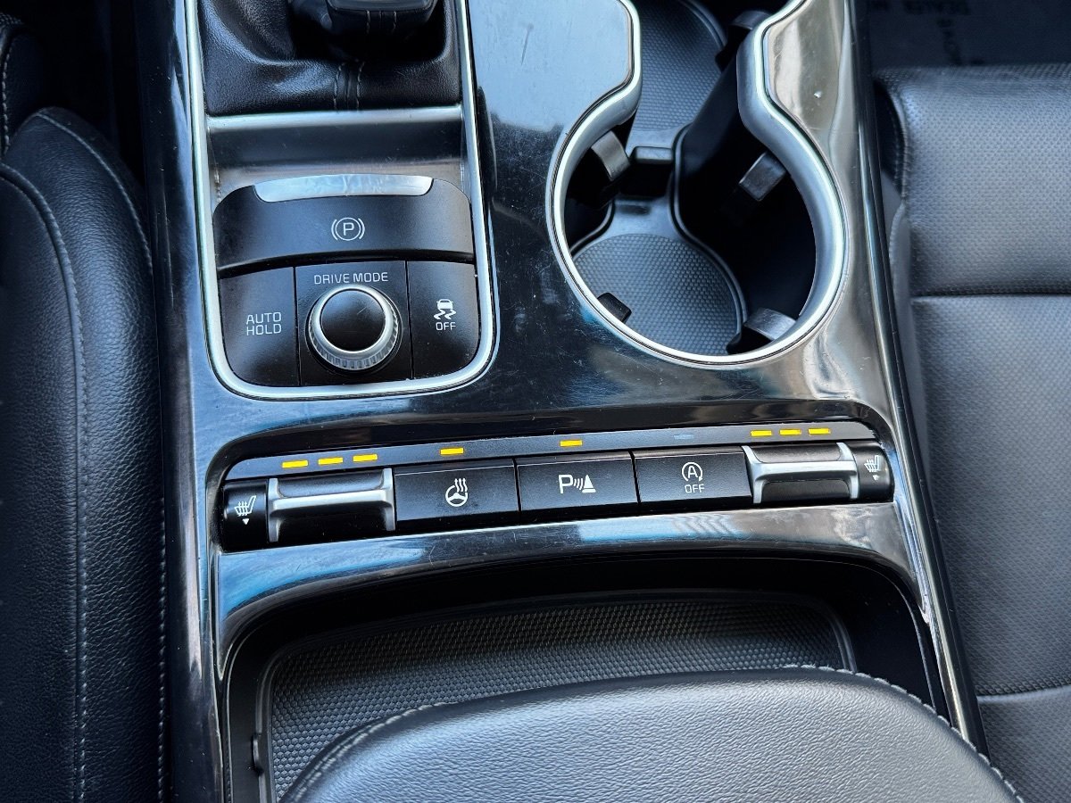 Used 2018 Kia Stinger Premium image 27