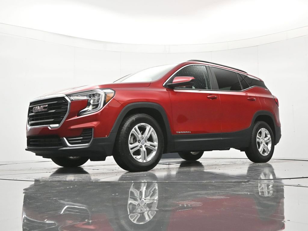Used 2022 GMC Terrain SLE w/ Driver Convenience Package FWD image 36