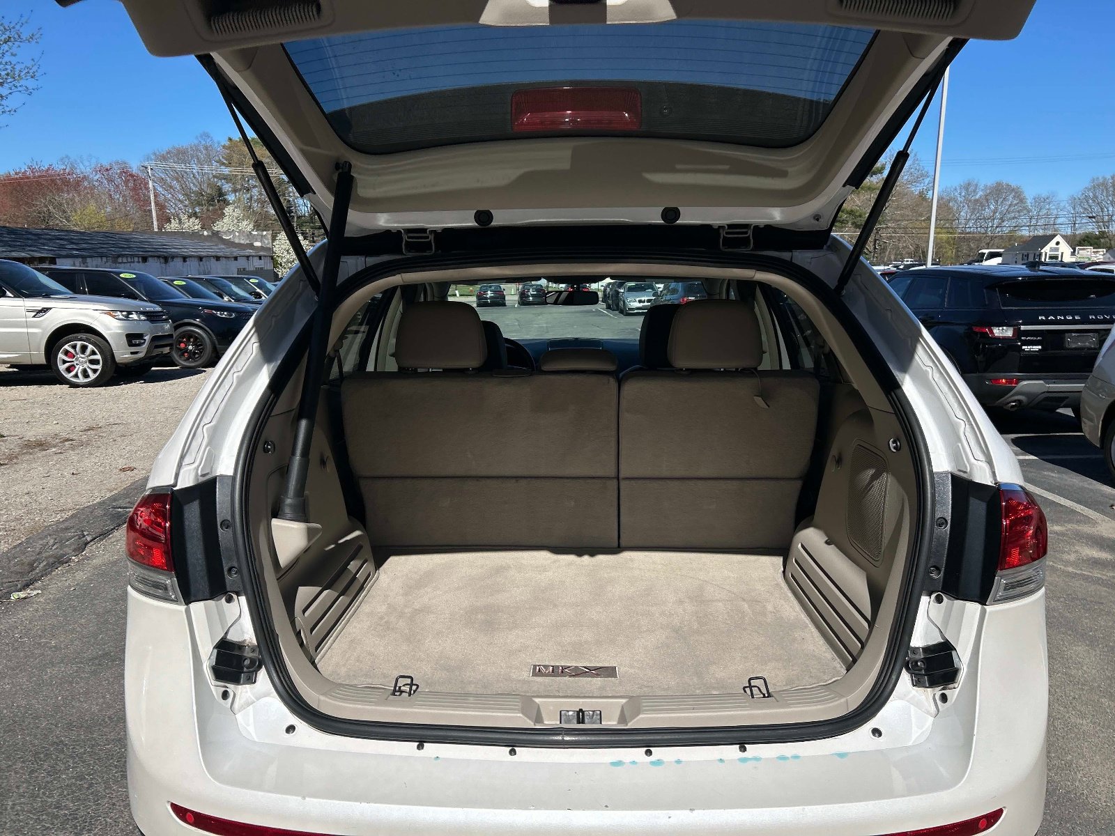 Used 2013 Lincoln MKX FWD image 14