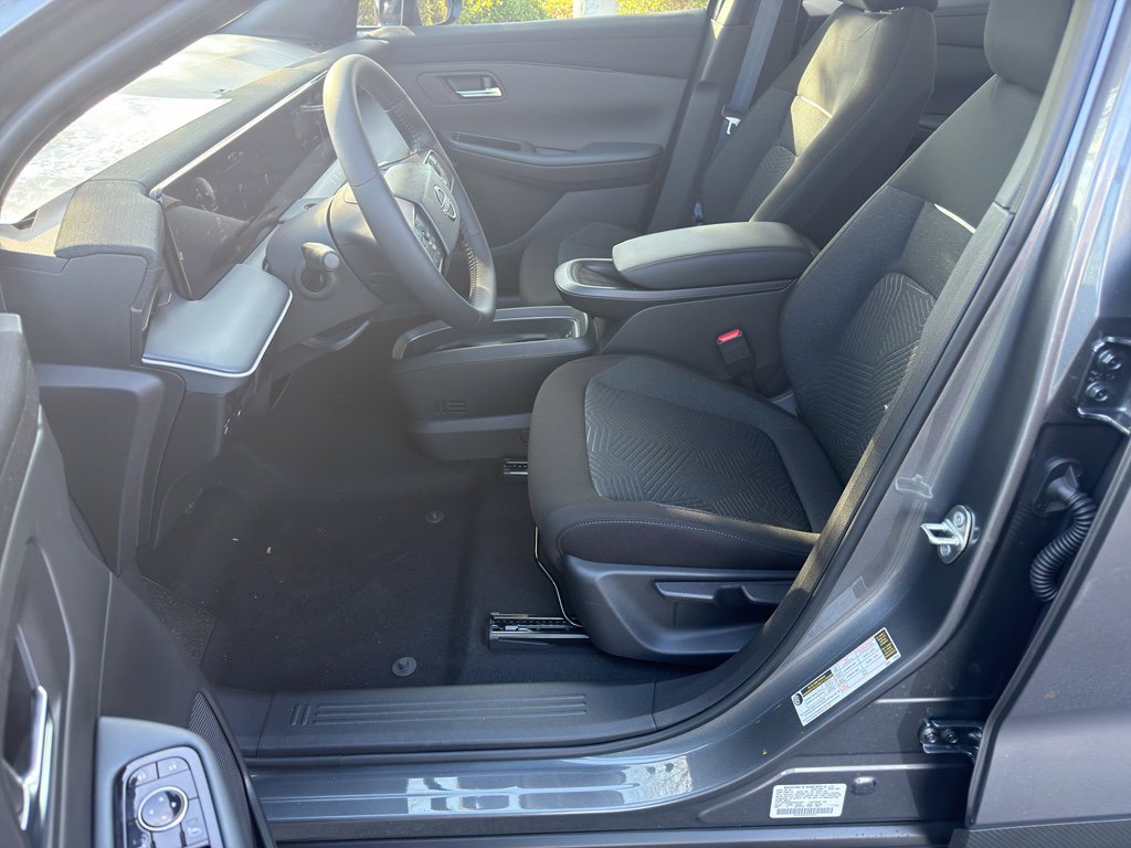 New 2026 Nissan Leaf S+ w/ Floor Mat Package (S+) image 13