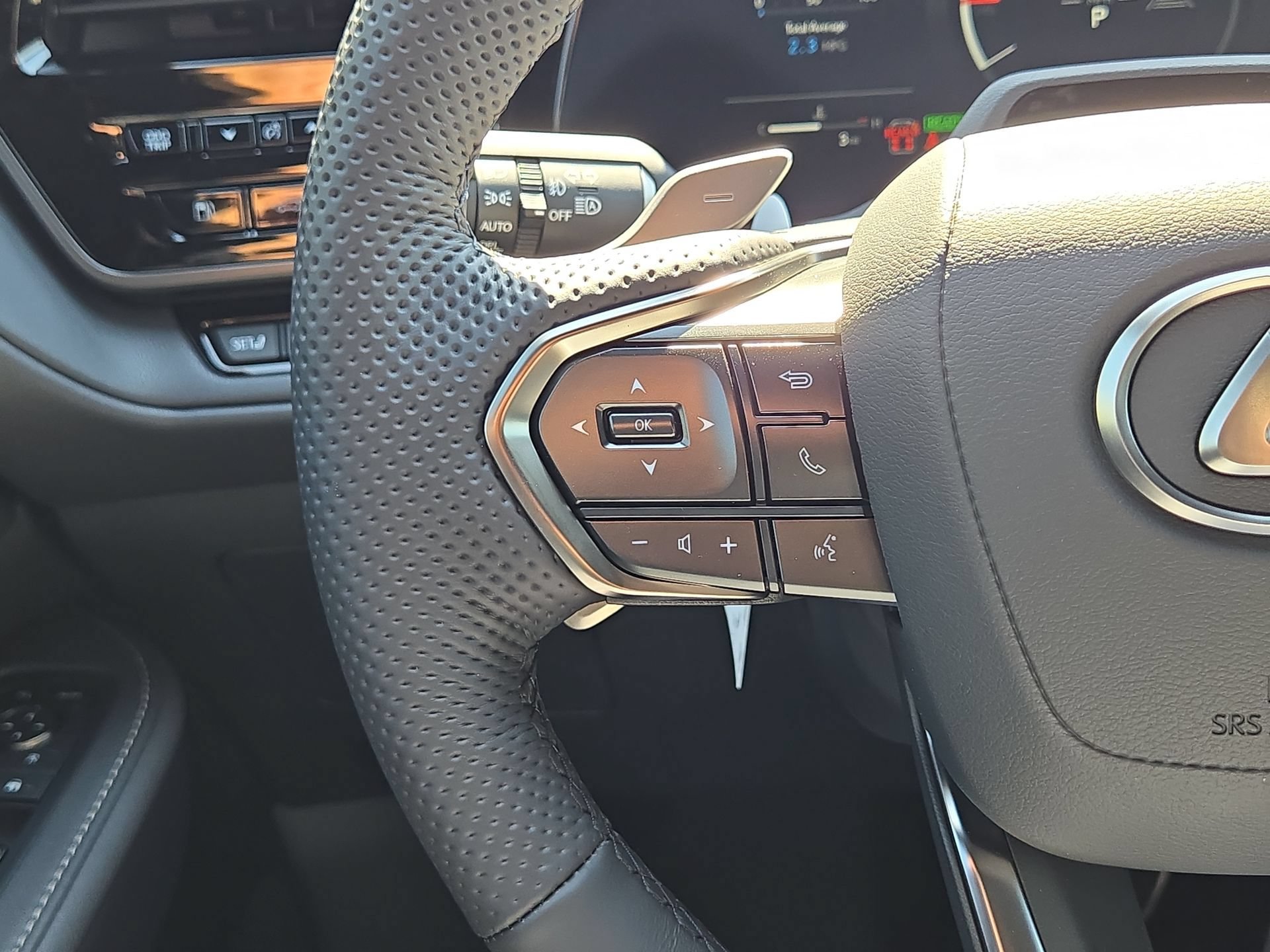 New 2026 Lexus TX 500h AWD image 21