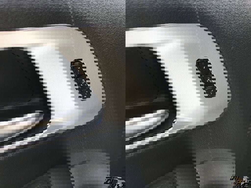 New 2026 Chrysler Pacifica Limited w/ S Appearance Package image 11