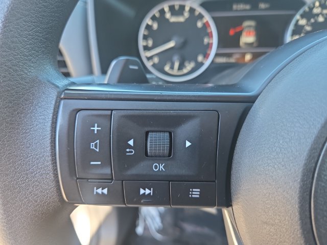 Used 2023 Nissan Rogue S AWD/4WD image 20