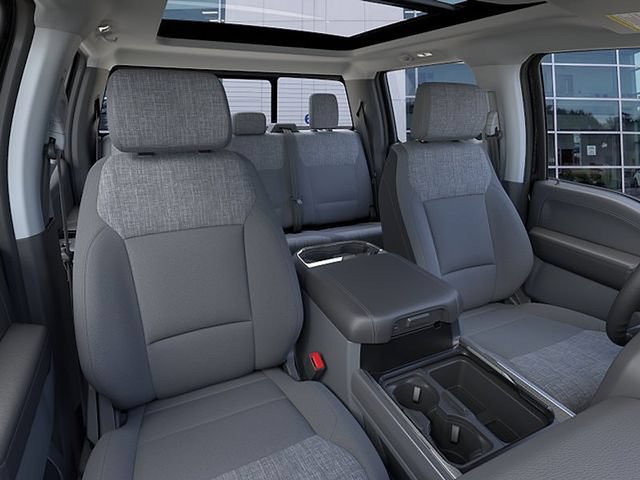 New 2026 Ford F250 XLT w/ XLT Premium Package AWD/4WD image 10