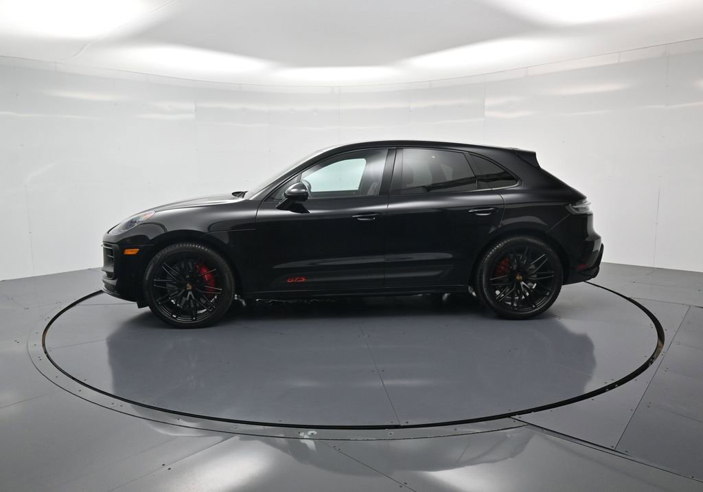 Certified 2023 Porsche Macan GTS image 2