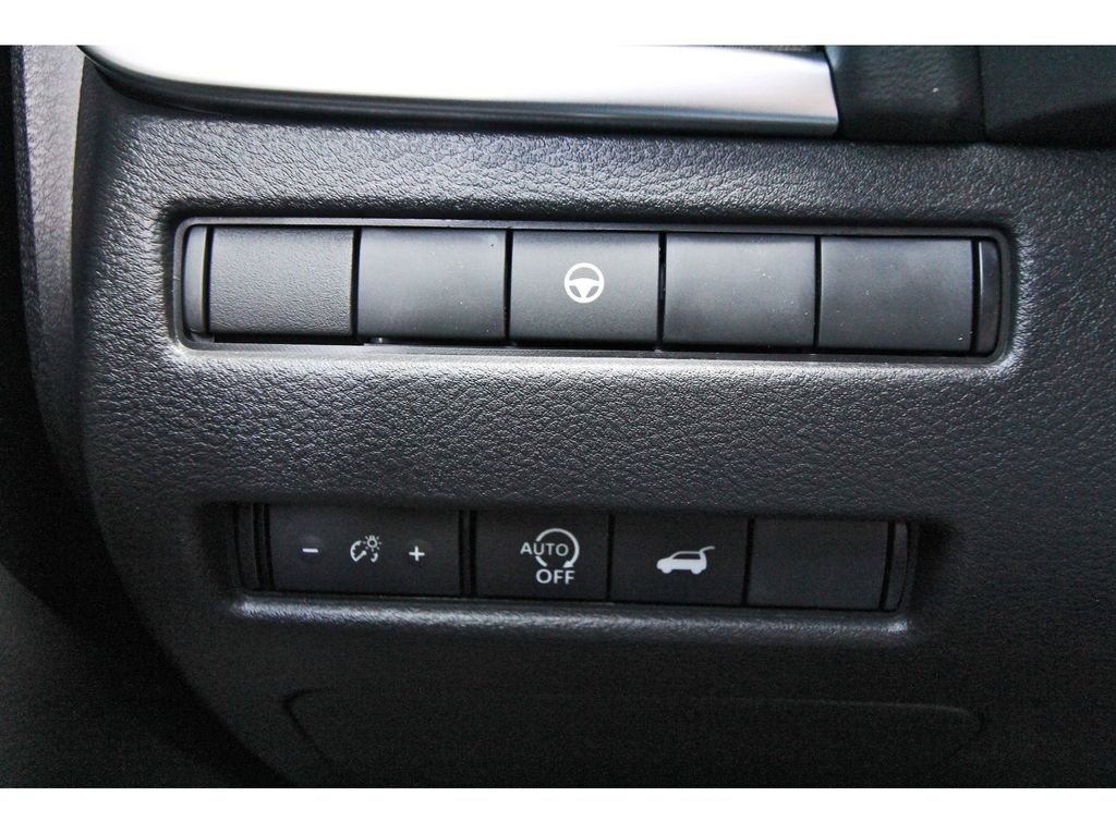 New 2026 Nissan Rogue SV image 14