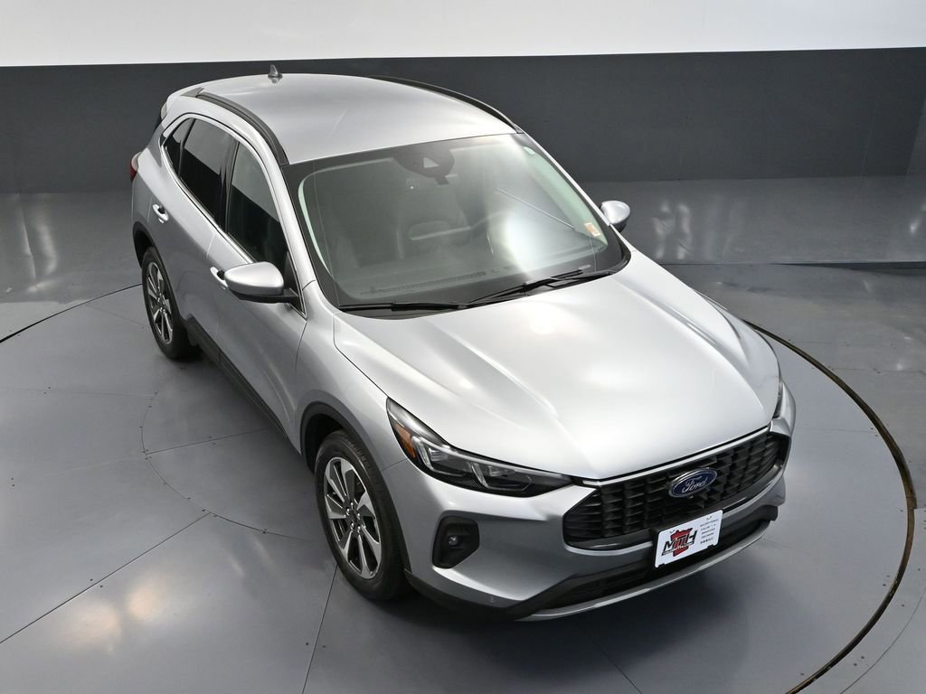 Used 2024 Ford Escape Platinum image 53