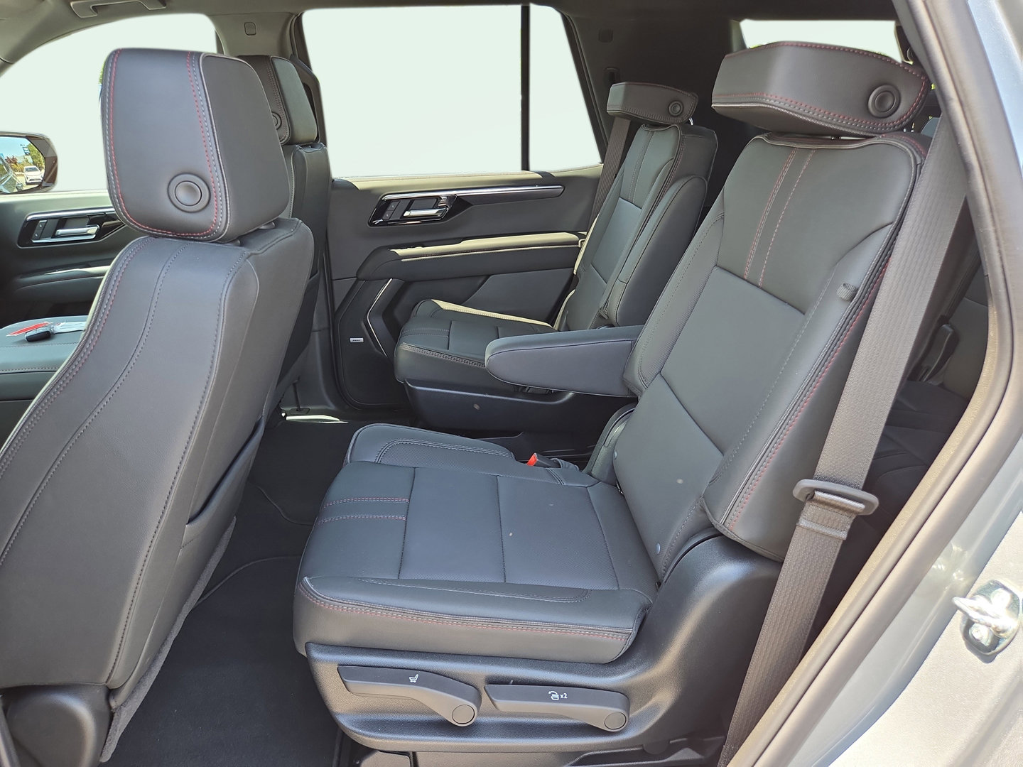New 2026 Chevrolet Tahoe RST w/ Comfort Package RWD image 13