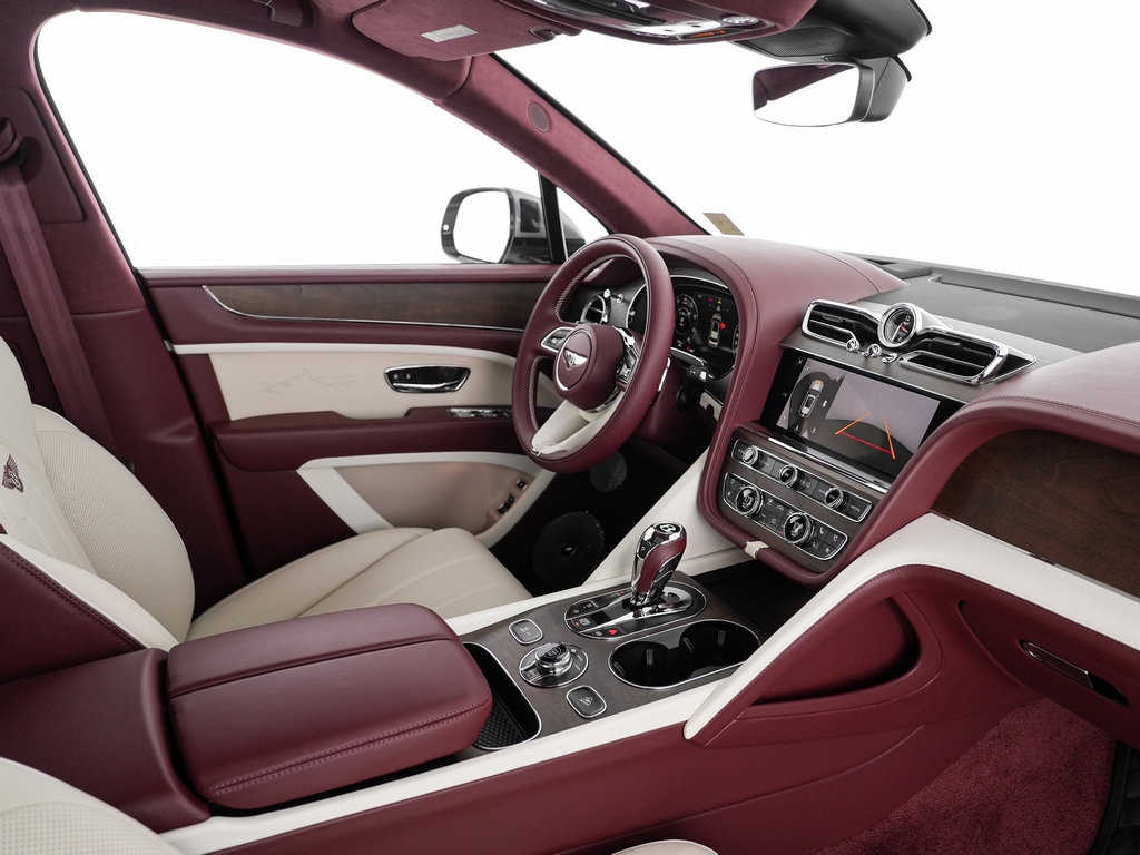New 2027 Bentley Bentayga AWD/4WD image 2