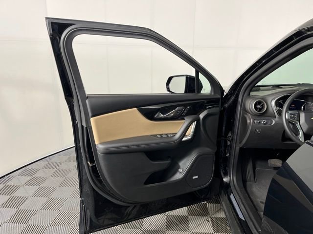Used 2023 Chevrolet Blazer Premier w/ Enhanced Convenience Package image 15