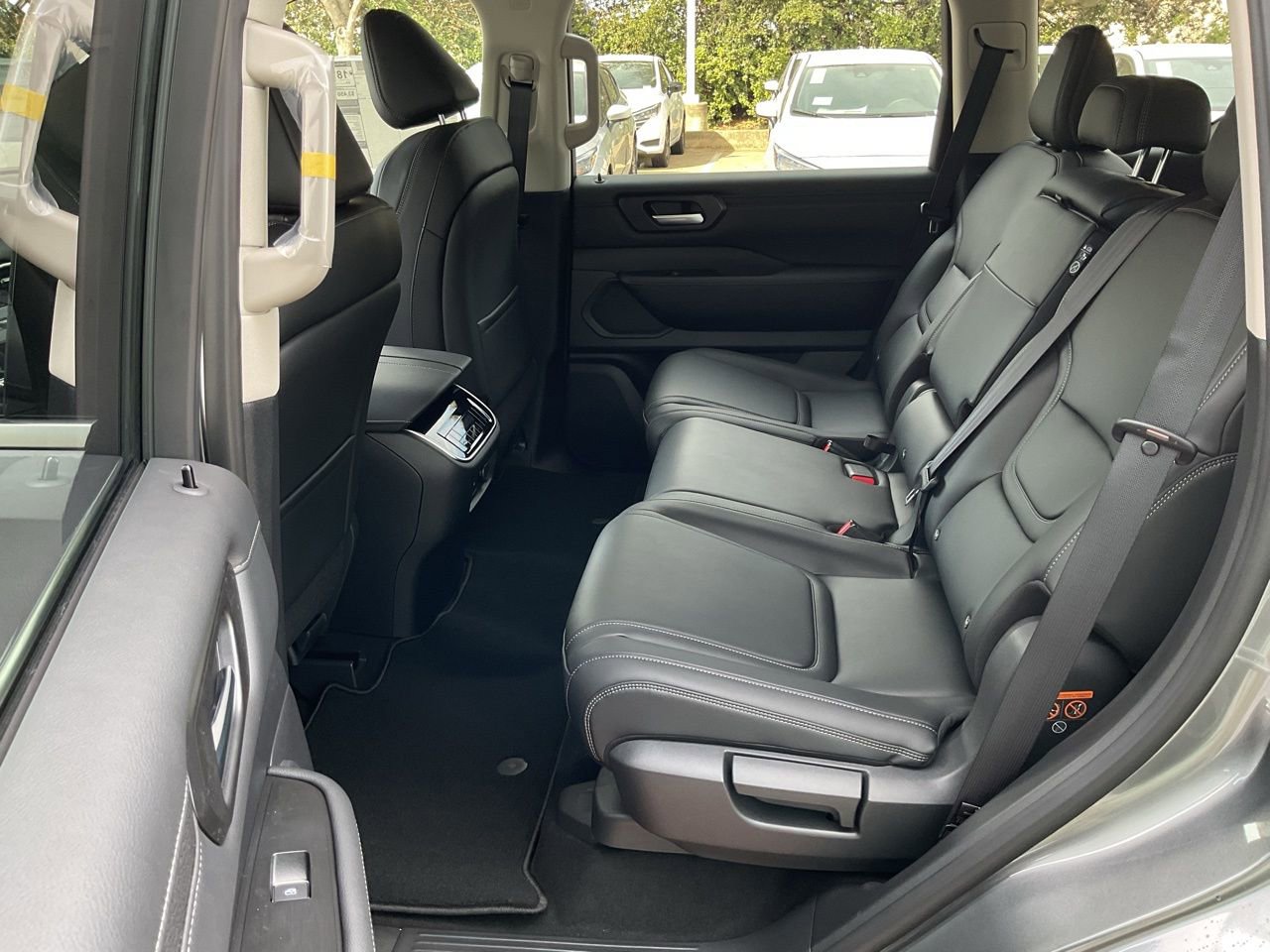 New 2026 Nissan Armada SV image 14