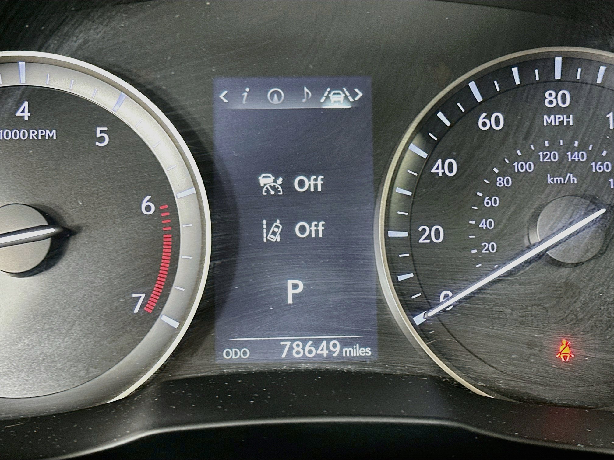 Used 2016 Lexus ES 350 w/ Luxury Package w/Wood Trim FWD image 19