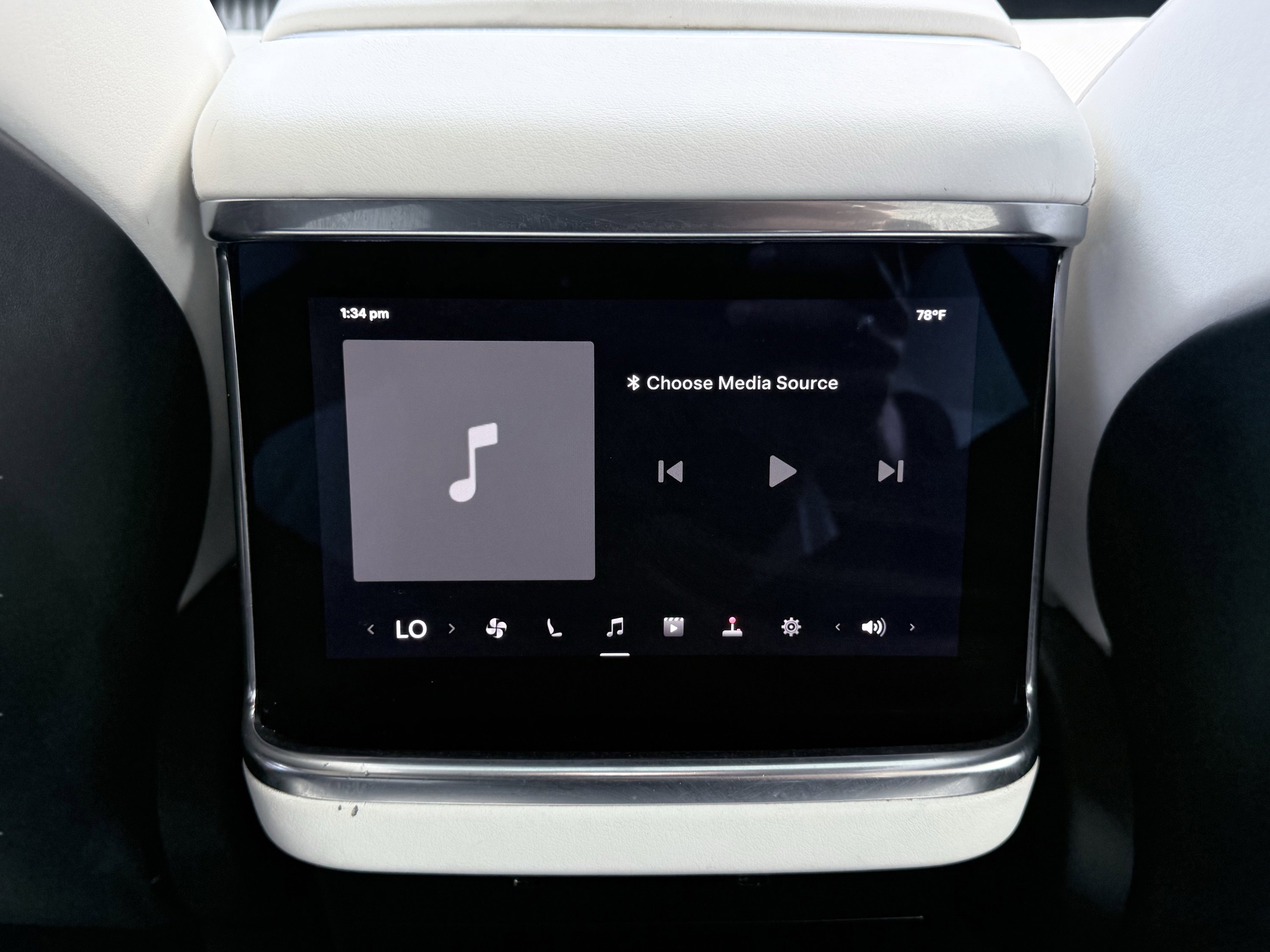 Used 2023 Tesla Model X image 53