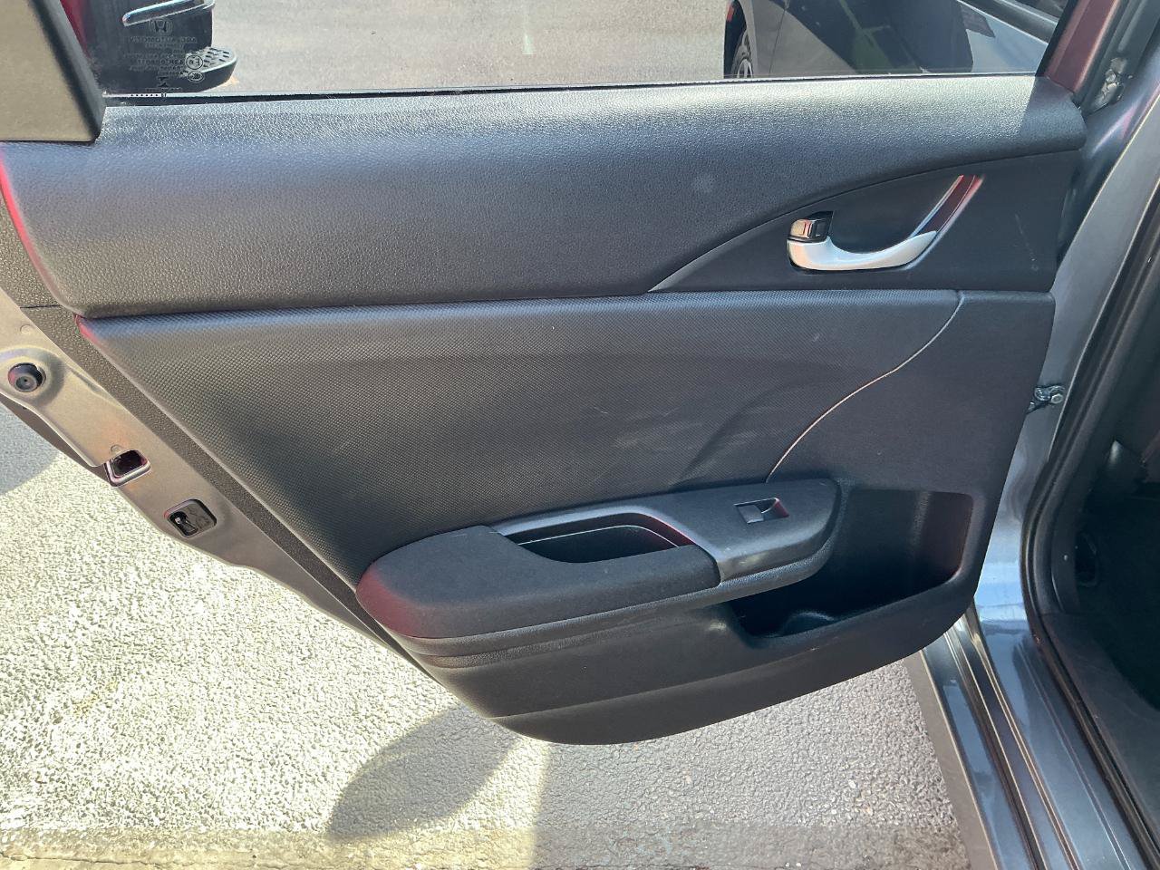 Used 2018 Honda Civic EX image 18
