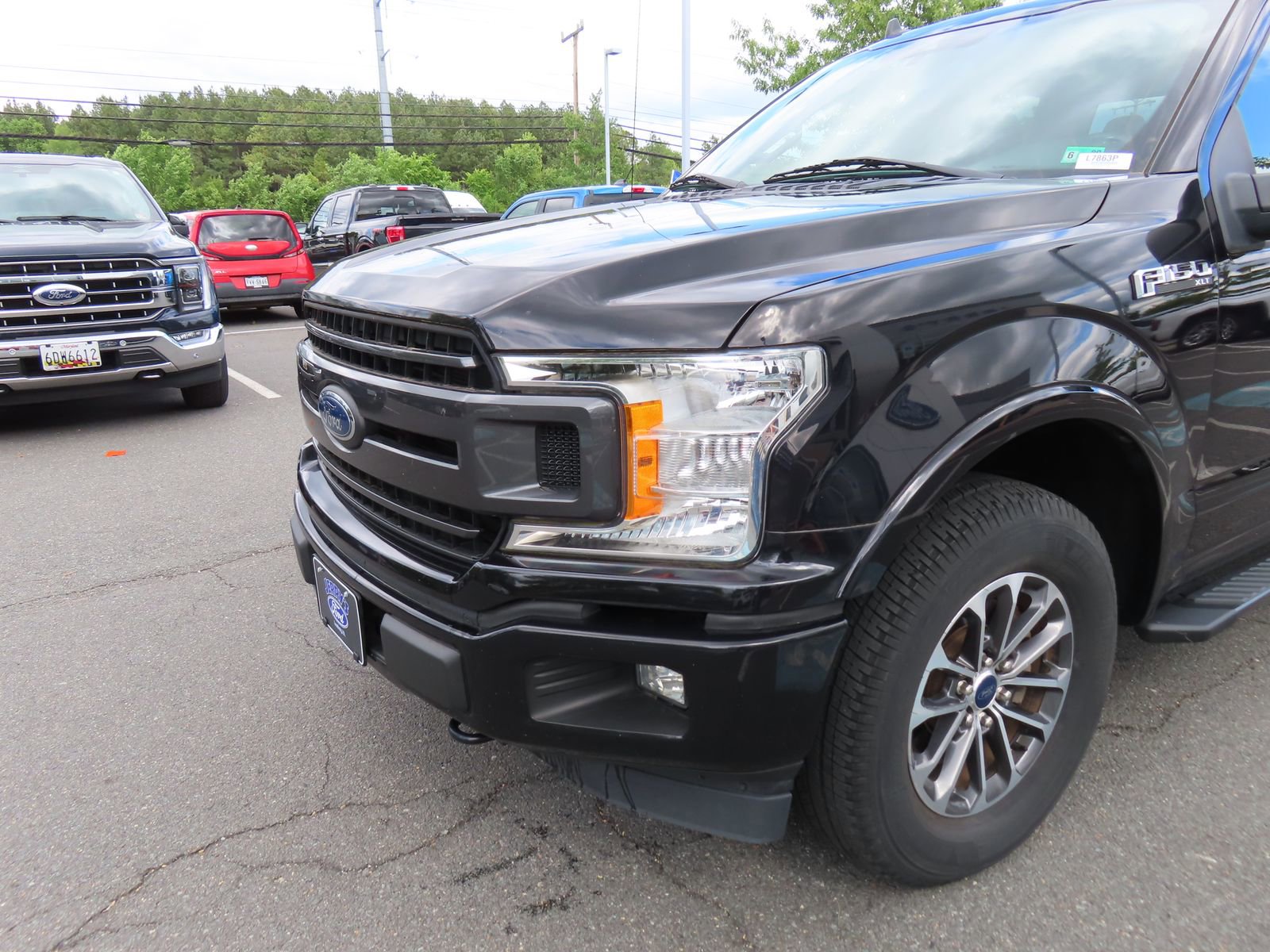 Used 2020 Ford F150 XLT w/ Equipment Group 302A Luxury AWD/4WD image 9