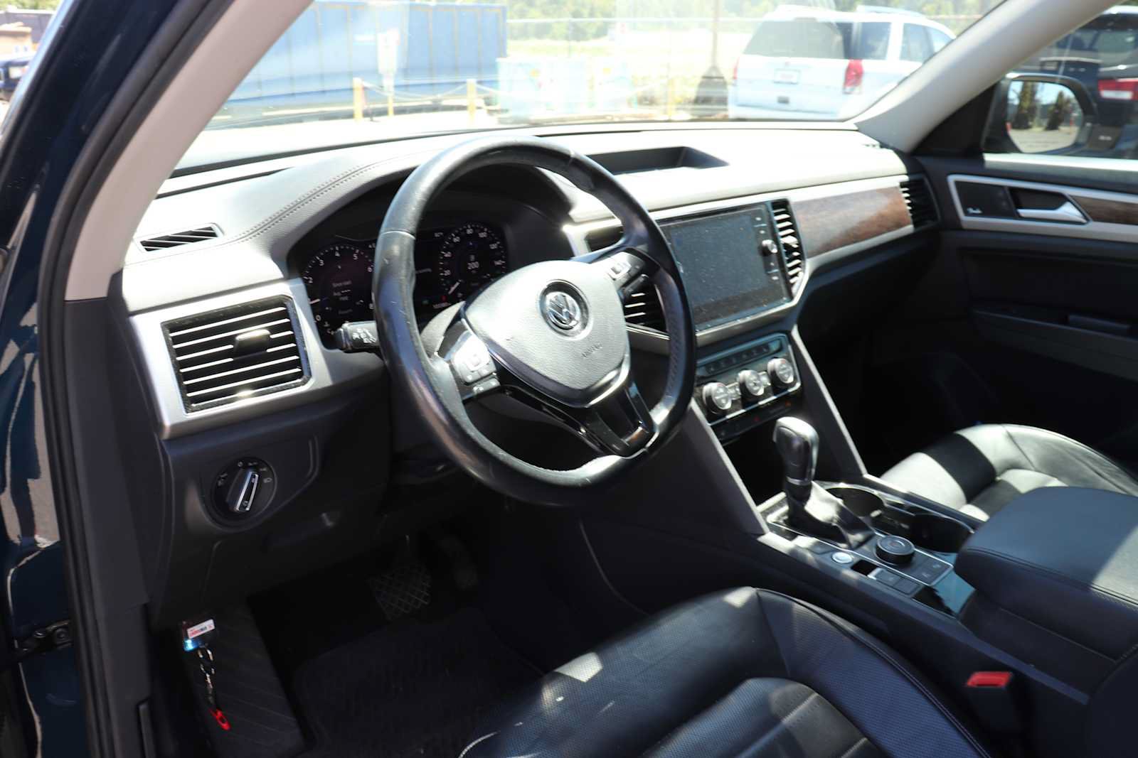 Used 2018 Volkswagen Atlas SEL Premium AWD/4WD image 10