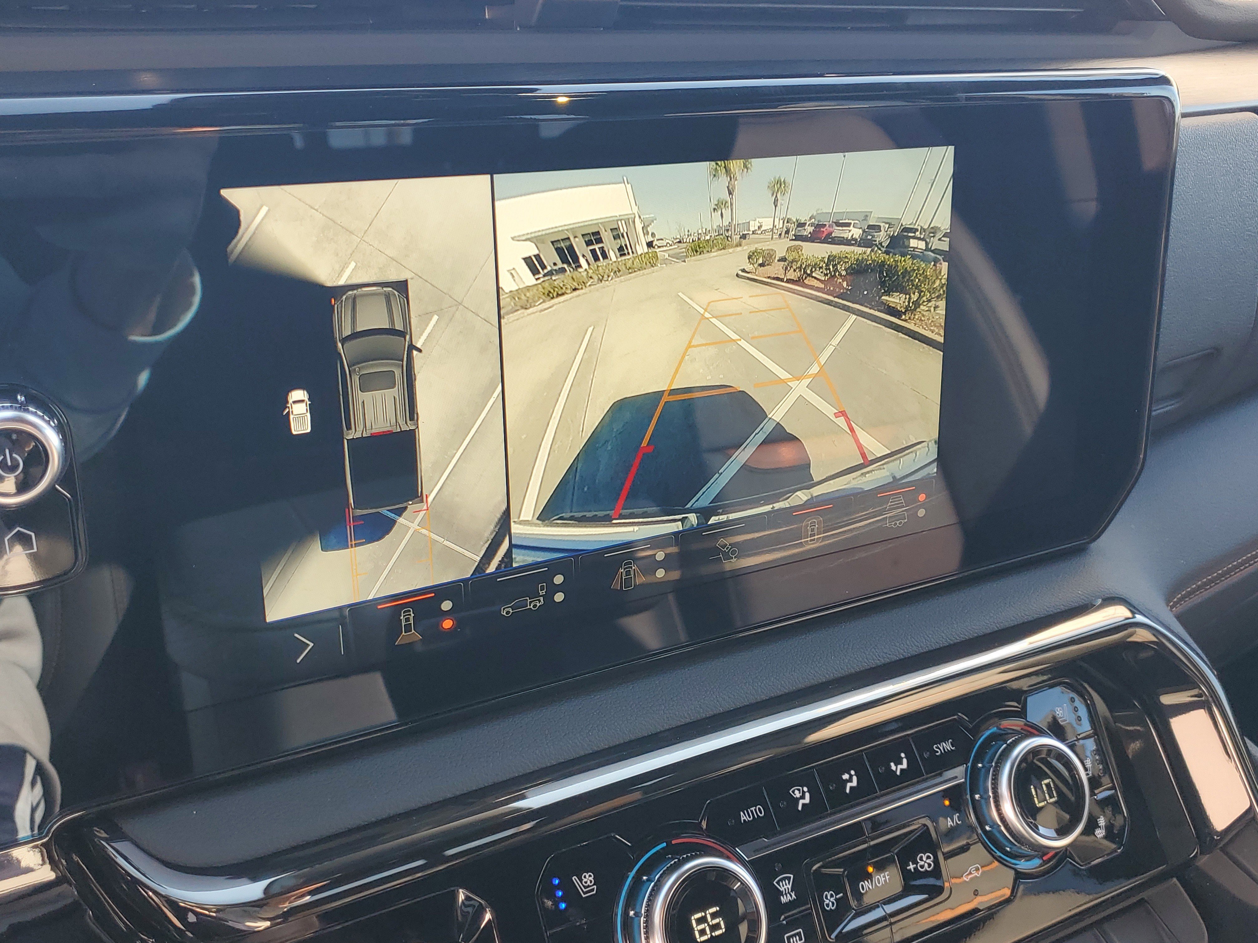 Used 2024 GMC Sierra 1500 AT4 w/ Technology Package image 33